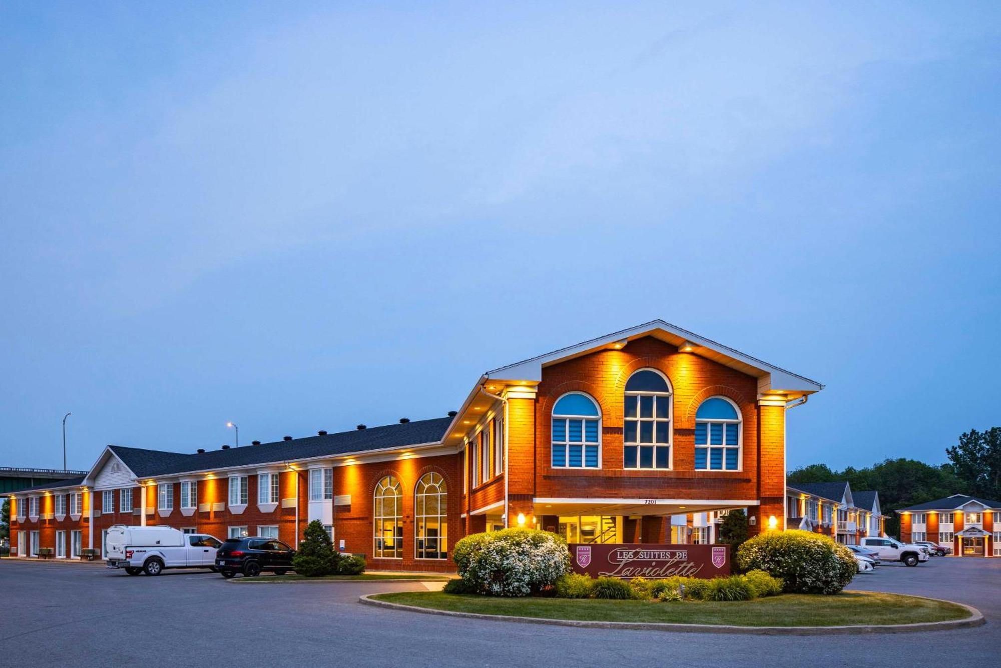 Les Suites De Laviolette Ascend Hotel Collection Труа-Ривьер Экстерьер фото