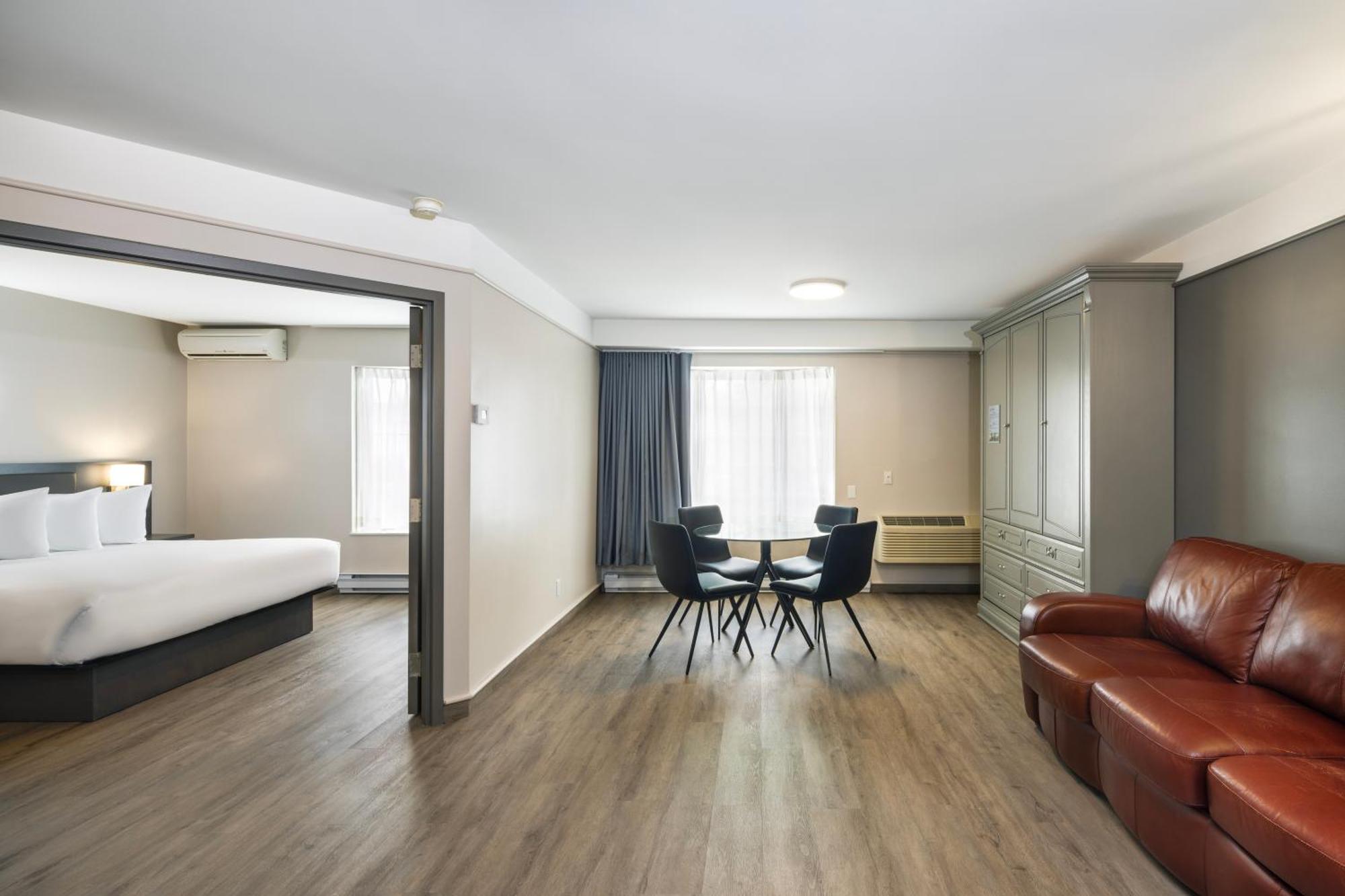 Les Suites De Laviolette Ascend Hotel Collection Труа-Ривьер Экстерьер фото