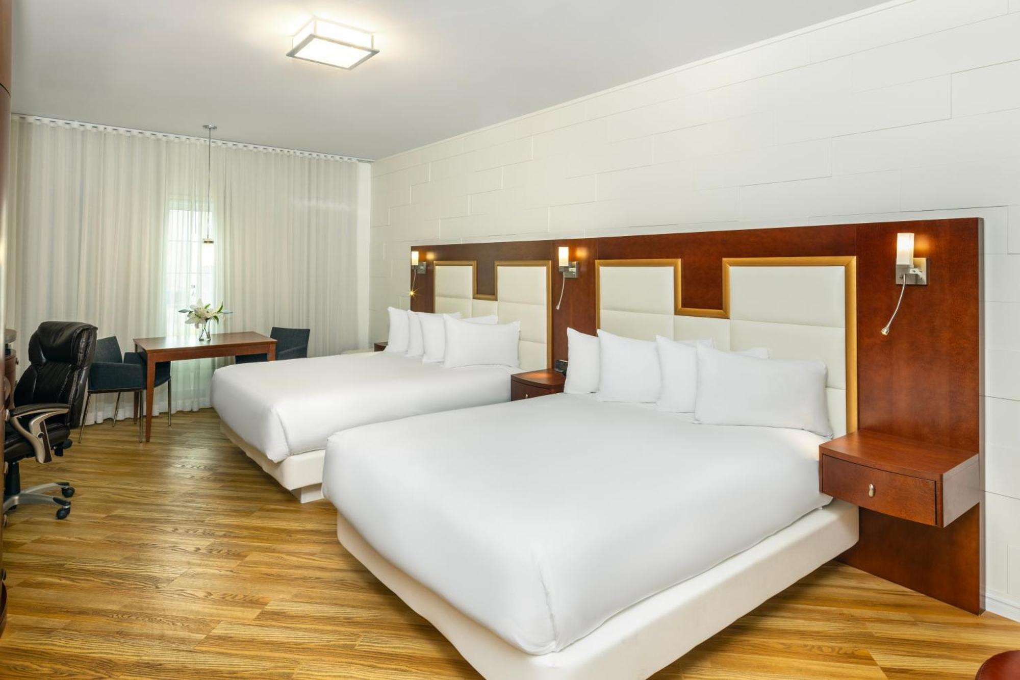 Les Suites De Laviolette Ascend Hotel Collection Труа-Ривьер Экстерьер фото